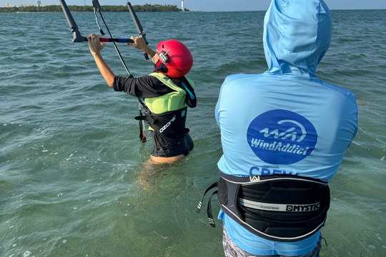 Kiteboarding for Beginners: Your Comprehensive Guide to Getting Started