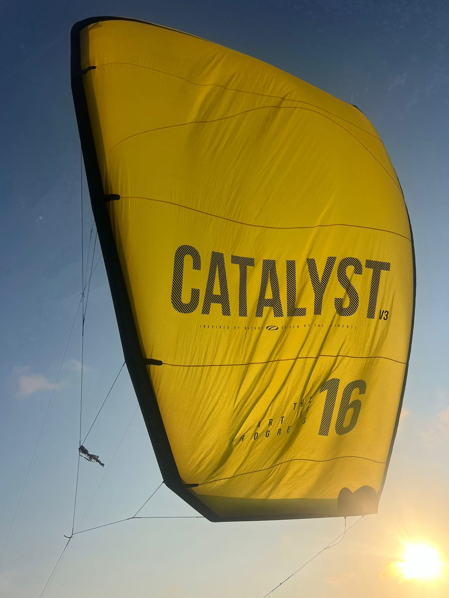 USED OZONE CATALYST V4 Kite 16M