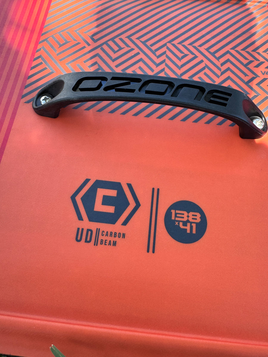 OZONE CODE V4 Performance Freeride Kiteboard 138CM x 41CM - DEMO