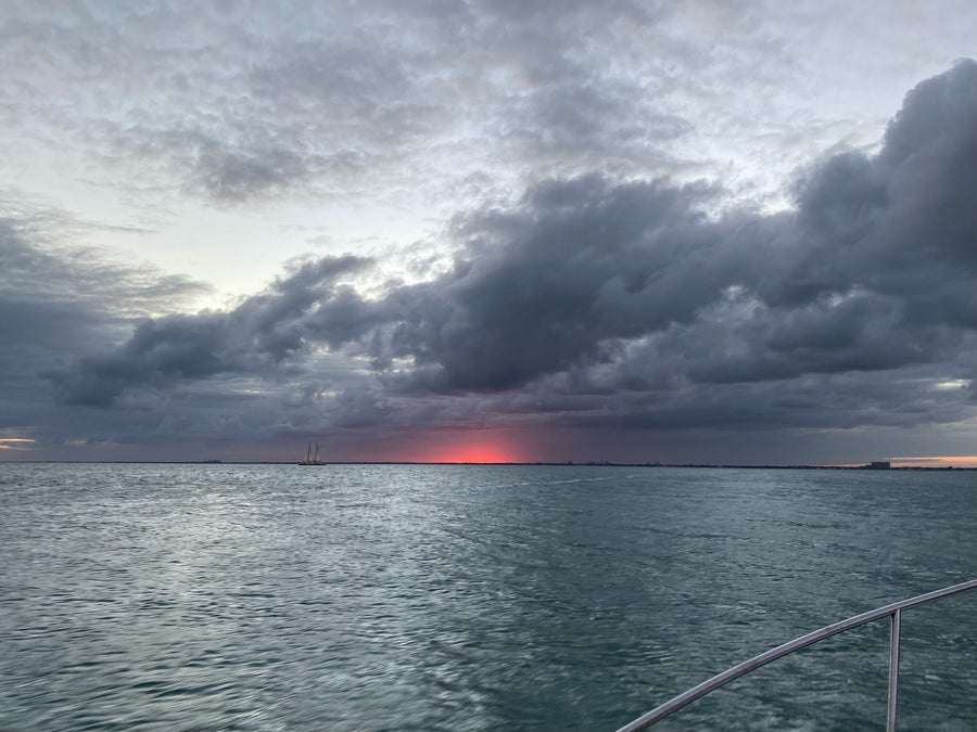 Sunset cruise (3h) Max 6 people